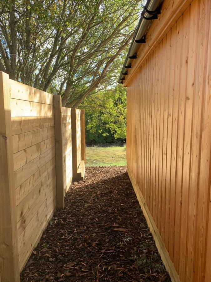 River Huts, Highland River Retreat With Hot Tub Inverness Exterior photo