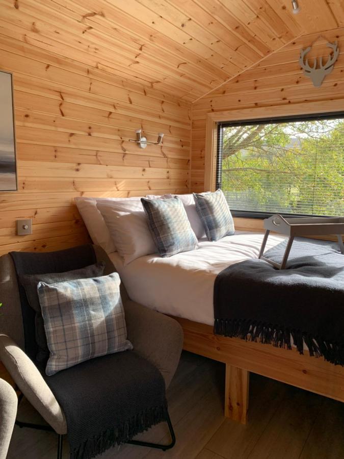 River Huts, Highland River Retreat With Hot Tub Inverness Exterior photo
