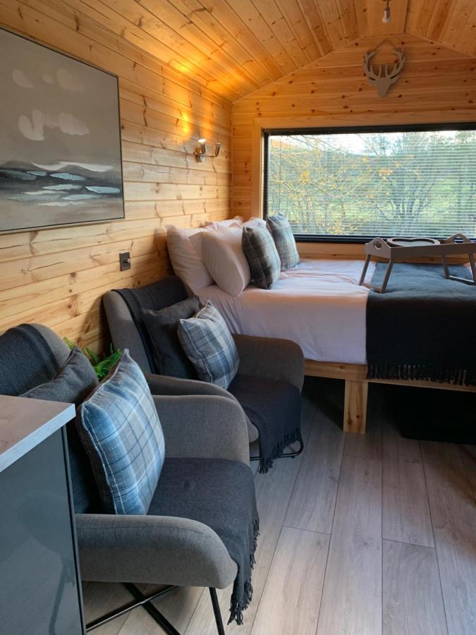 River Huts, Highland River Retreat With Hot Tub Inverness Exterior photo