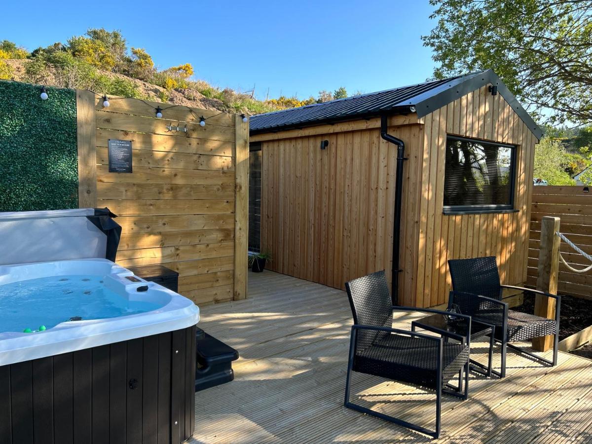 River Huts, Highland River Retreat With Hot Tub Inverness Exterior photo